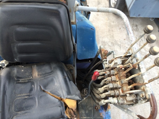 รถเจาะเสาเข็ม Hitachi EX55UR-3 จากญี่ปุ่น ราคาถูกครับ รถเจาะเสาเข็ม Hitachi EX55UR-3 จากญี่ปุ่น ราคาถูกครับ