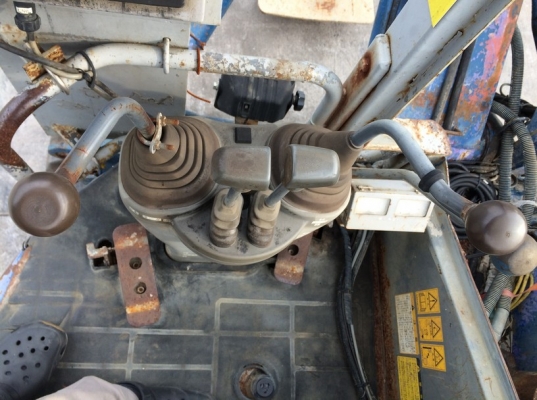 รถเจาะเสาเข็ม Hitachi EX55UR-3 จากญี่ปุ่น ราคาถูกครับ รถเจาะเสาเข็ม Hitachi EX55UR-3 จากญี่ปุ่น ราคาถูกครับ