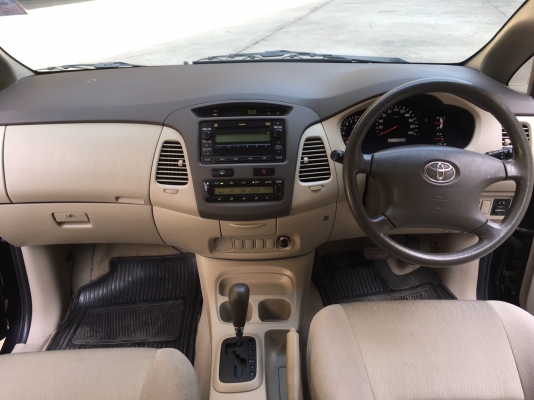 toyota innova 2.0g สีดำ ปี2010 แท้ ไม่เคยติดแก๊ส