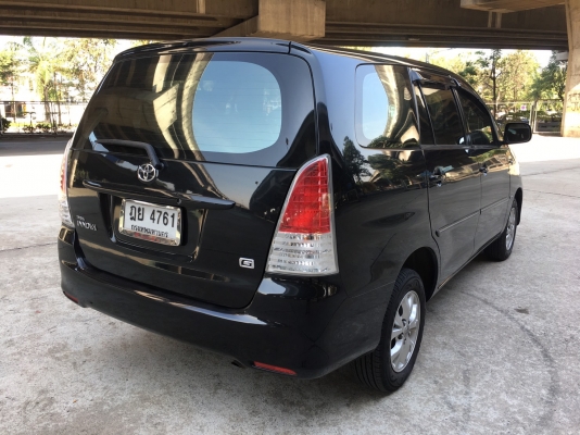 toyota innova 2.0g สีดำ ปี2010 แท้ ไม่เคยติดแก๊ส