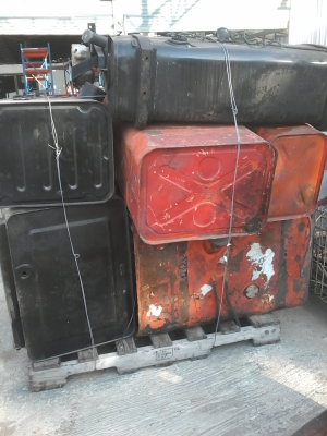 ขายถังน้ำมัน 4ล้อ,6ล้อ, 10ล้อ มีหลายขนาดให้เลือก