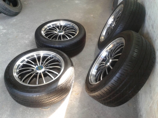 ขอบ17นิ้ว6รู พร้อมยาง ชุดนี้ ราคา 7600 บาท