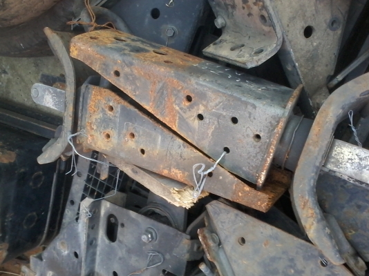 ขาย///****ขาล็อกหัวเก๋ง 4ล้อ,6ล้อ  มีหลายรุ่นให้เลือก คู่ล่ะ1,500 บาท