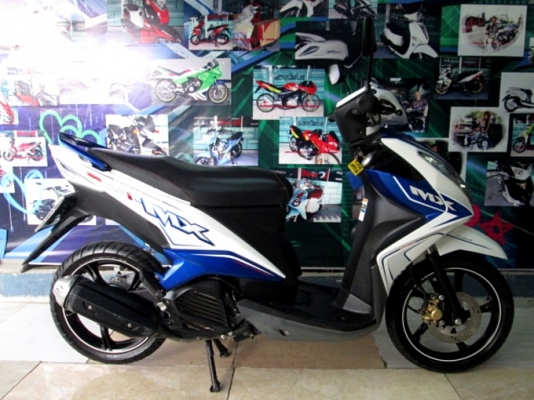 (ผ่อนได้ดาวน์ 4900 บาท) MIO 125 i mx สีขาวนํ้าเงิน รุ่นล้อแมกซ์ขอบขาว 36900 (ผ่อนได้ดาวน์ 4900 บาท) MIO 125 i mx สีขาวนํ้าเงิน รุ่นล้อแมกซ์ขอบขาว 36900