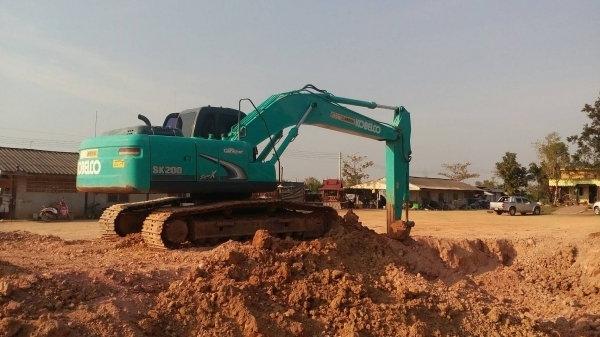 ขายรถแบ็คโฮ Kobelco Sk200-8 Yn12 SuperX มือสองไทย