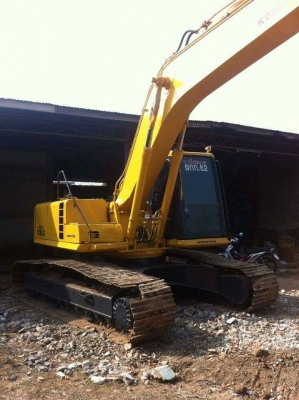 ขายถูกรถแบ็คโฮ Komatsu PC200Lc -6 มือสองไทย รุ่นช่วงล่างใหญ่พิเศษ เหมาะสำหรับลงพื้นที่หน้างานเป็นขี้เลน ขี้ตม