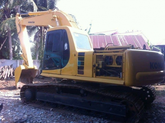 ขายถูกรถแบ็คโฮ Komatsu PC200Lc -6 มือสองไทย รุ่นช่วงล่างใหญ่พิเศษ เหมาะสำหรับลงพื้นที่หน้างานเป็นขี้เลน ขี้ตม