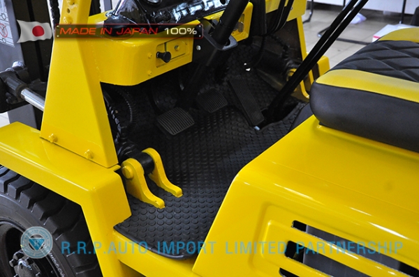 ขายรถโฟล์คลิฟท์มือสอง KOMATSU รุ่น FG20-100266 ราคา 155,000 บาท นำเข้าจากประเทศญี่ปุ่น 100\% ไม่เคยใช้งานในประเทศไทย