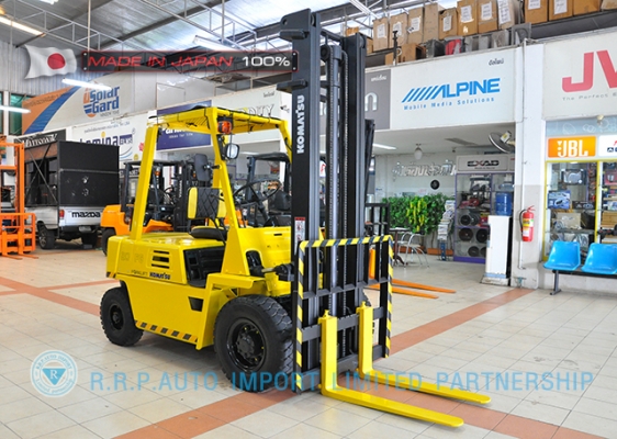 ขายรถโฟล์คลิฟท์มือสอง KOMATSU รุ่น FG20-100266 ราคา 155,000 บาท นำเข้าจากประเทศญี่ปุ่น 100\% ไม่เคยใช้งานในประเทศไทย