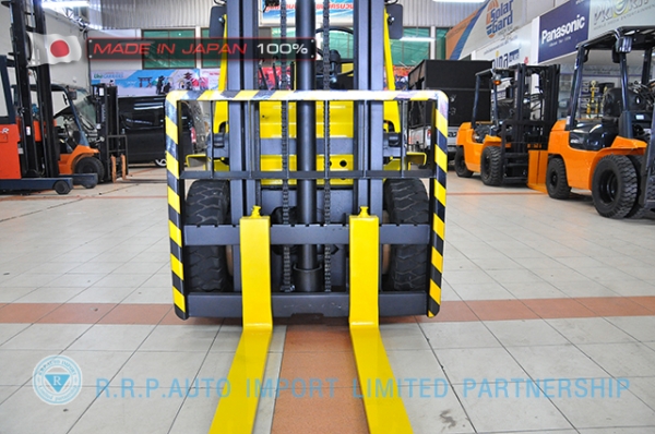 ขายรถโฟล์คลิฟท์มือสอง KOMATSU รุ่น FG20-100266 ราคา 155,000 บาท นำเข้าจากประเทศญี่ปุ่น 100\% ไม่เคยใช้งานในประเทศไทย