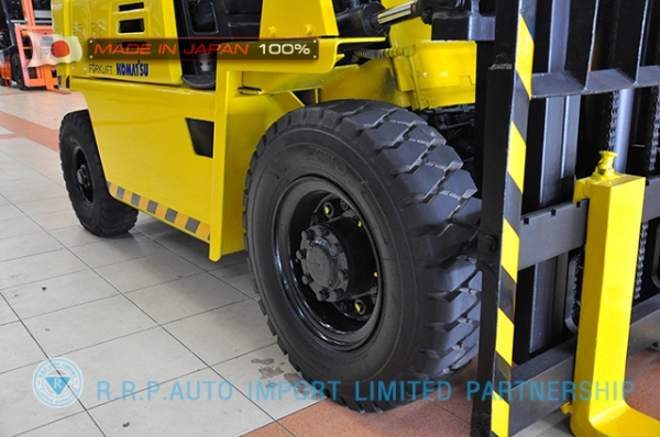 ขายรถโฟล์คลิฟท์มือสอง KOMATSU รุ่น FG20-100266 ราคา 155,000 บาท นำเข้าจากประเทศญี่ปุ่น 100\% ไม่เคยใช้งานในประเทศไทย
