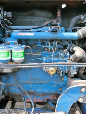 ขายรถไถฟอร์ด Ford 6600 T3 แท้เต็มตัว พร้อมอุปกรณ์ 2ชิ้น ยาง 18/34 มีเล่มทะเบียน