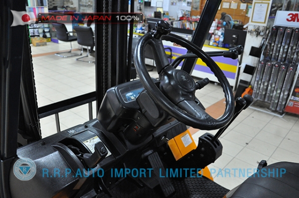 ขายรถโฟล์คลิฟท์มือสอง TOYOTA รุ่น7FD25-22189 นำเข้าจากประเทศญี่ปุ่น 100\% ไม่เคยใช้งานในไทย