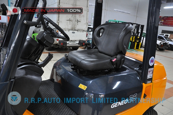 ขายรถโฟล์คลิฟท์มือสอง TOYOTA รุ่น7FD25-22189 นำเข้าจากประเทศญี่ปุ่น 100\% ไม่เคยใช้งานในไทย