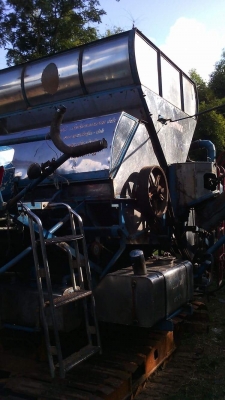 ขายรถเกี่ยวข้าว ไอ้หน่มไวไฟปี50เดิมๆใช้เฉพาะนาปี ขายรถเกี่ยวข้าว ไอ้หน่มไวไฟปี50เดิมๆใช้เฉพาะนาปี