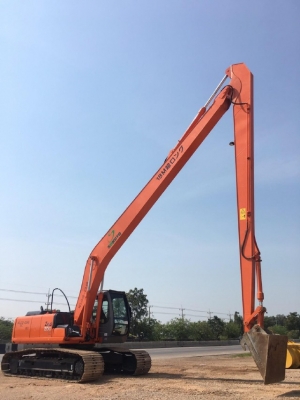 ขายรถแบคโฮ HITACHI ZX200LC บูมยาว 18 เมตร รถนอกนำเข้าเองจากญี่ปุ่น สภาพสวยพร้อมใช้งาน มีVDOการทำงานครับ ขายรถแบคโฮ HITACHI ZX200LC บูมยาว 18 เมตร รถนอกนำเข้าเองจากญี่ปุ่น สภาพสวยพร้อมใช้งาน มีVDOการทำงานครับ