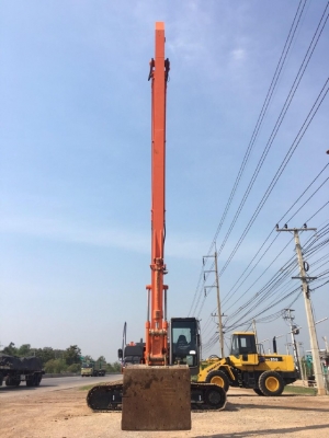 ขายรถแบคโฮ HITACHI ZX200LC บูมยาว 18 เมตร รถนอกนำเข้าเองจากญี่ปุ่น สภาพสวยพร้อมใช้งาน มีVDOการทำงานครับ ขายรถแบคโฮ HITACHI ZX200LC บูมยาว 18 เมตร รถนอกนำเข้าเองจากญี่ปุ่น สภาพสวยพร้อมใช้งาน มีVDOการทำงานครับ