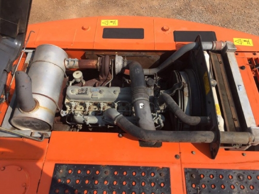 ขายรถแบคโฮ HITACHI ZX200LC บูมยาว 18 เมตร รถนอกนำเข้าเองจากญี่ปุ่น สภาพสวยพร้อมใช้งาน มีVDOการทำงานครับ ขายรถแบคโฮ HITACHI ZX200LC บูมยาว 18 เมตร รถนอกนำเข้าเองจากญี่ปุ่น สภาพสวยพร้อมใช้งาน มีVDOการทำงานครับ