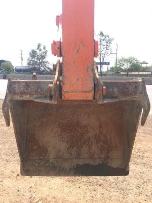 ขายรถแบคโฮ HITACHI ZX200LC บูมยาว 18 เมตร รถนอกนำเข้าเองจากญี่ปุ่น สภาพสวยพร้อมใช้งาน มีVDOการทำงานครับ ขายรถแบคโฮ HITACHI ZX200LC บูมยาว 18 เมตร รถนอกนำเข้าเองจากญี่ปุ่น สภาพสวยพร้อมใช้งาน มีVDOการทำงานครับ