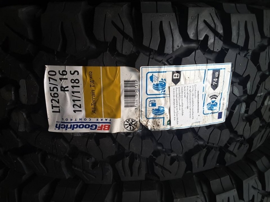 !!! ฝากขายยางใหม่ BF KO2 USA. 265-70-16 ปลายปี 15 !!!