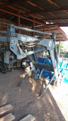 ชุดตัก+บุ้งกี๋สำหรับรถไถford ชุดตัก+บุ้งกี๋สำหรับรถไถford