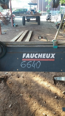 ชุดตัก+บุ้งกี๋สำหรับรถไถford ชุดตัก+บุ้งกี๋สำหรับรถไถford