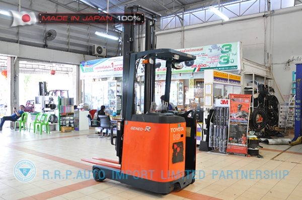 ขายรถโฟล์คลิฟท์ไฟฟ้ามือสอง TOYOTA 7FBRS10-10700 นำเข้าจากประเทศญี่ปุ่น 100\% ไม่เคยใช้งานในไทย