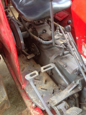 ขายรถไถแมสซี่ 275 พร้อมอุปกรณ์ ผานหน้า+หลัง มีเล่มทะเบียน รถพร้อมใช้งาน