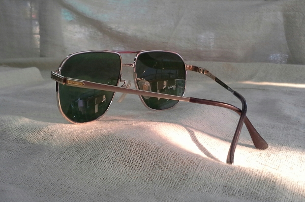 แว่นตาอิตาเลียนโกลด์ฟิลด์ ยุค '70s งดงามล้ำค่าอย่างยิ่ง! Vintage LANCETTI handmade in Italy แว่นตาอิตาเลียนโกลด์ฟิลด์ ยุค '70s งดงามล้ำค่าอย่างยิ่ง! Vintage LANCETTI handmade in Italy