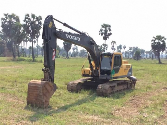 ขายรถแบ็คโฮ Volvo 210Blc มือสองไทย ผลิตในประเทศเกาหลี ใช้งาน 15,029 ชม.