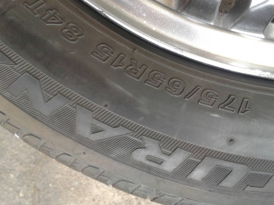 ขอบ15นิ้ว4รู100/114 พร้อมยาง ชุุดนี้ ราคา 5800 บาท