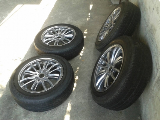 ขอบ15นิ้ว4รู100/114 พร้อมยาง ชุุดนี้ ราคา 5800 บาท