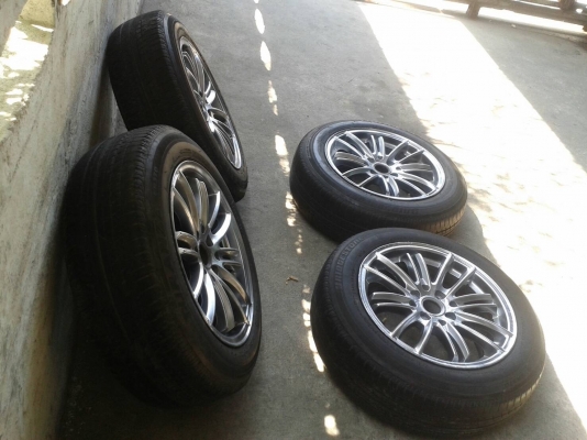 ขอบ15นิ้ว4รู100/114 พร้อมยาง ชุุดนี้ ราคา 5800 บาท