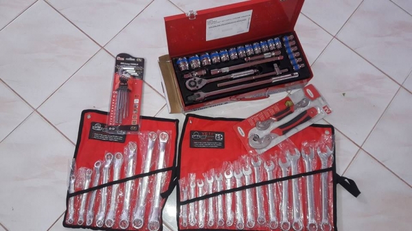 ชุดเครื่องมือช่าง ชิ้น Euro king toolงานเยอรมัน ชุดเครื่องมือช่าง ชิ้น Euro king toolงานเยอรมัน