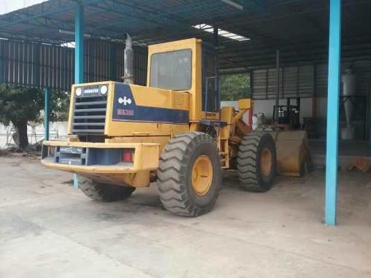 ขายด่วนรถตักKOMATSU WA300-1