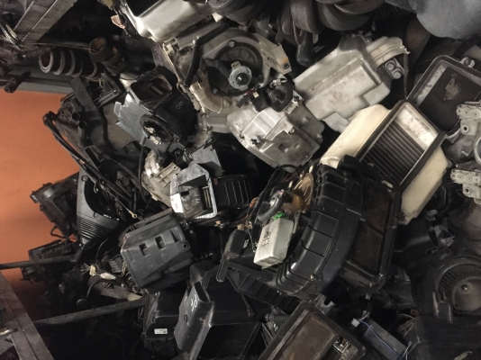 จำหน่าย ตู้แอร์รถบรรทุก ญี่ปุ่นแท้100\% ฮีโน่ อีซูซุ ฟูโซ่ นิสสัน