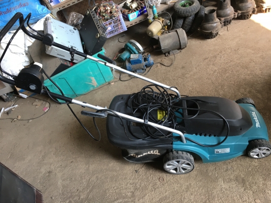 ขายเครื่องตัดหญ้าไฟฟ้า Makita