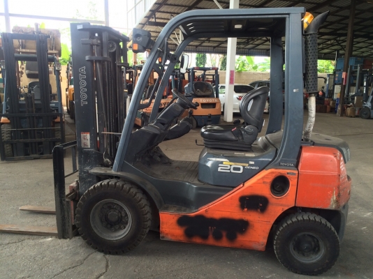 ขายรถยก TOYOTA 8FD20 เสาสูง 3เมตร แผงงาสไลด์