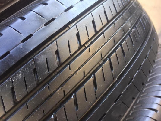 ขายยาง BRIDGESTONE DURAVIS 205-70-15 ปี16 ดอกเต็ม ไม่มีตำหนิ ชุดละ 5,500 บาท