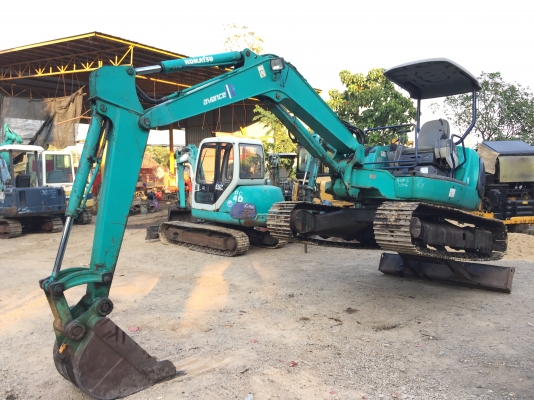 ขายรถขุด KOMATSU PC 40-8R(รุ่น8) ปั้มนิ้ว คอลโทนสั้น สภาพพร้อมใช้ รถญี่ปุ่นแท้