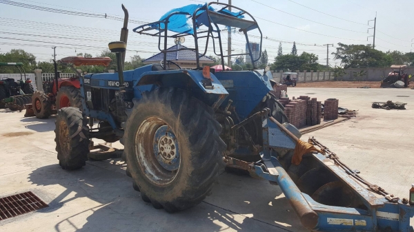 ขาย รถไถ FORD 6640 4WD 2 เพลา ประกอบ เอกสารเล่มทะเบียนครบ อุปกรณ์มีแค่ผาน 5 ราคาต่อรองได้ครับ