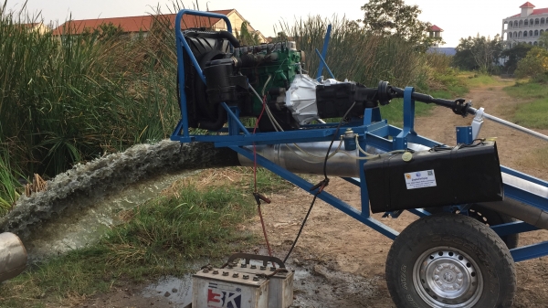 ท่อสแตนเลสขนาด 10 นิ้ว ยาว10เมตร  ท่อของทะเลทอง มีVDO ให้ชมครับ