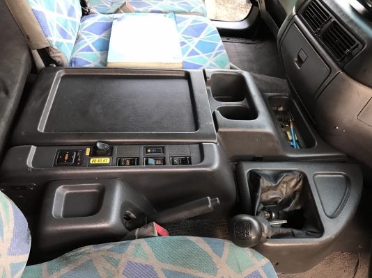 ขายหัวเก๋ง Hino Profia นำเข้าจากญึ่ปุ่น100\% ราคาถูกๆ สนใจติดต่อ 081-948-5494