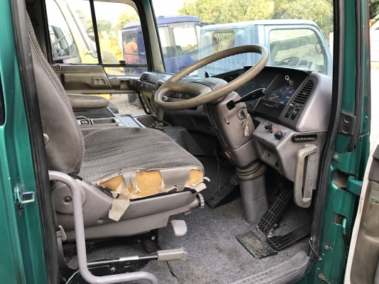 ขายหัวเก๋ง Hino Profia นำเข้าจากญึ่ปุ่น100\% ราคาถูกๆ สนใจติดต่อ 081-948-5494