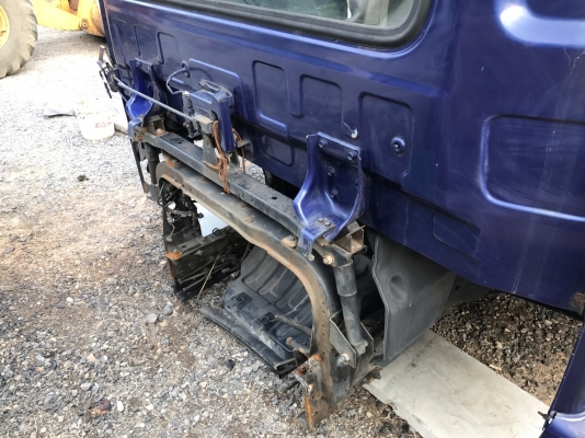 ขายหัวเก๋ง NISSAN UD 2ใบปัด นำเข้าจากญึ่ปุ่น100\% ราคาถูกๆ สภาพสวยๆมาก สนใจติดต่อ 081-948-5494