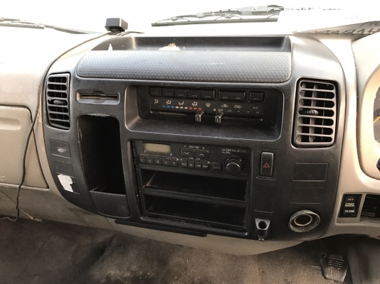 ขายหัวเก๋ง HINO DUTRO XZU411 นำเข้าจากญึ่ปุ่น100\% ราคาถูกๆ สภาพสวยๆมาก สนใจติดต่อ 081-948-5494