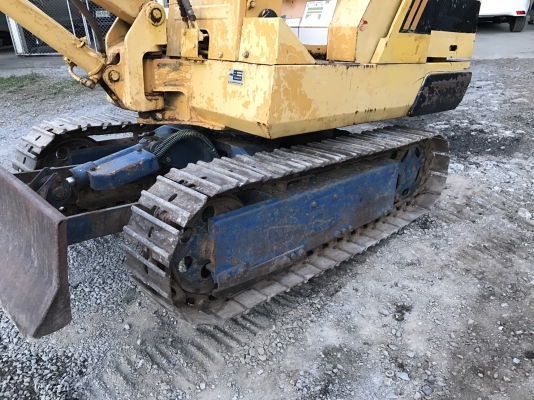 ขายรถแม็คโคร KOMATSU PC10-2 นำเข้าจากญี่ปุ่นแท้ๆ 100\% ไม่เคยผ่านการใช้งานในไทย สภาพนางฟ้า สนใจติดต่
