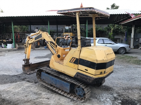 ขายรถแม็คโคร KOMATSU PC10-2 นำเข้าจากญี่ปุ่นแท้ๆ 100\% ไม่เคยผ่านการใช้งานในไทย สภาพนางฟ้า สนใจติดต่ ขายรถแม็คโคร KOMATSU PC10-2 นำเข้าจากญี่ปุ่นแท้ๆ 100\% ไม่เคยผ่านการใช้งานในไทย สภาพนางฟ้า สนใจติดต่