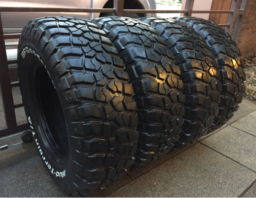 ยาง Mud BF Goodrich ปี14 ดอกเต็ม ไม่มีปะ ใช้ยาว ราคไม่แพง