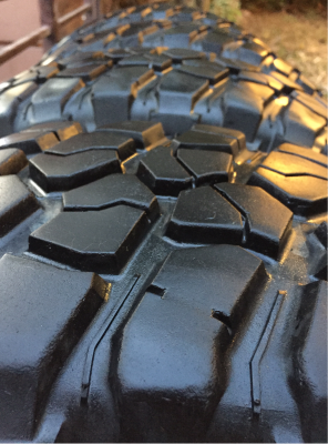 ยาง Mud BF Goodrich ปี14 ดอกเต็ม ไม่มีปะ ใช้ยาว ราคไม่แพง ยาง Mud BF Goodrich ปี14 ดอกเต็ม ไม่มีปะ ใช้ยาว ราคไม่แพง